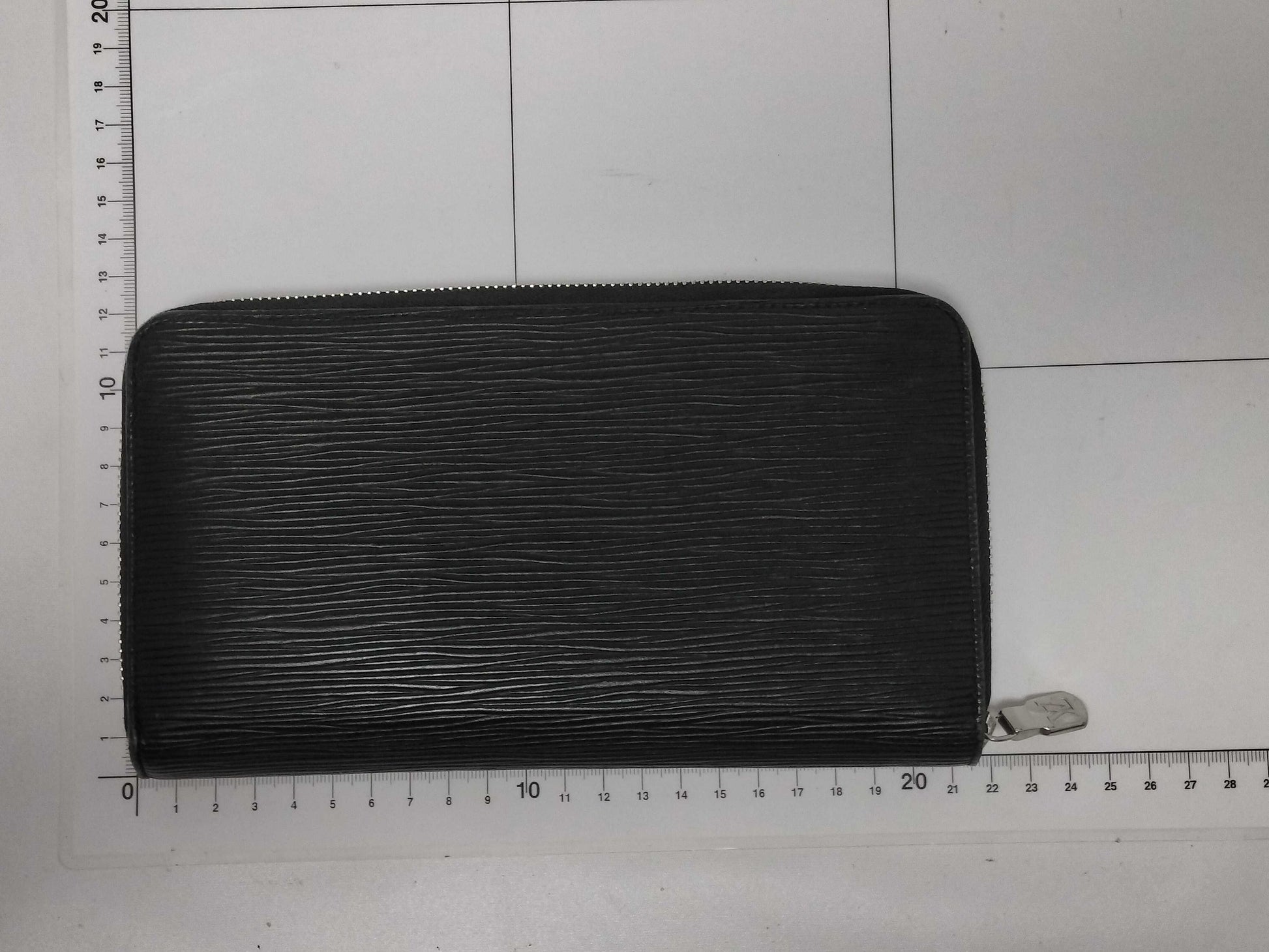 LOUIS VUITTON Epi Leather Organizer NM Epi Noir M62643 CA3109 Wallet