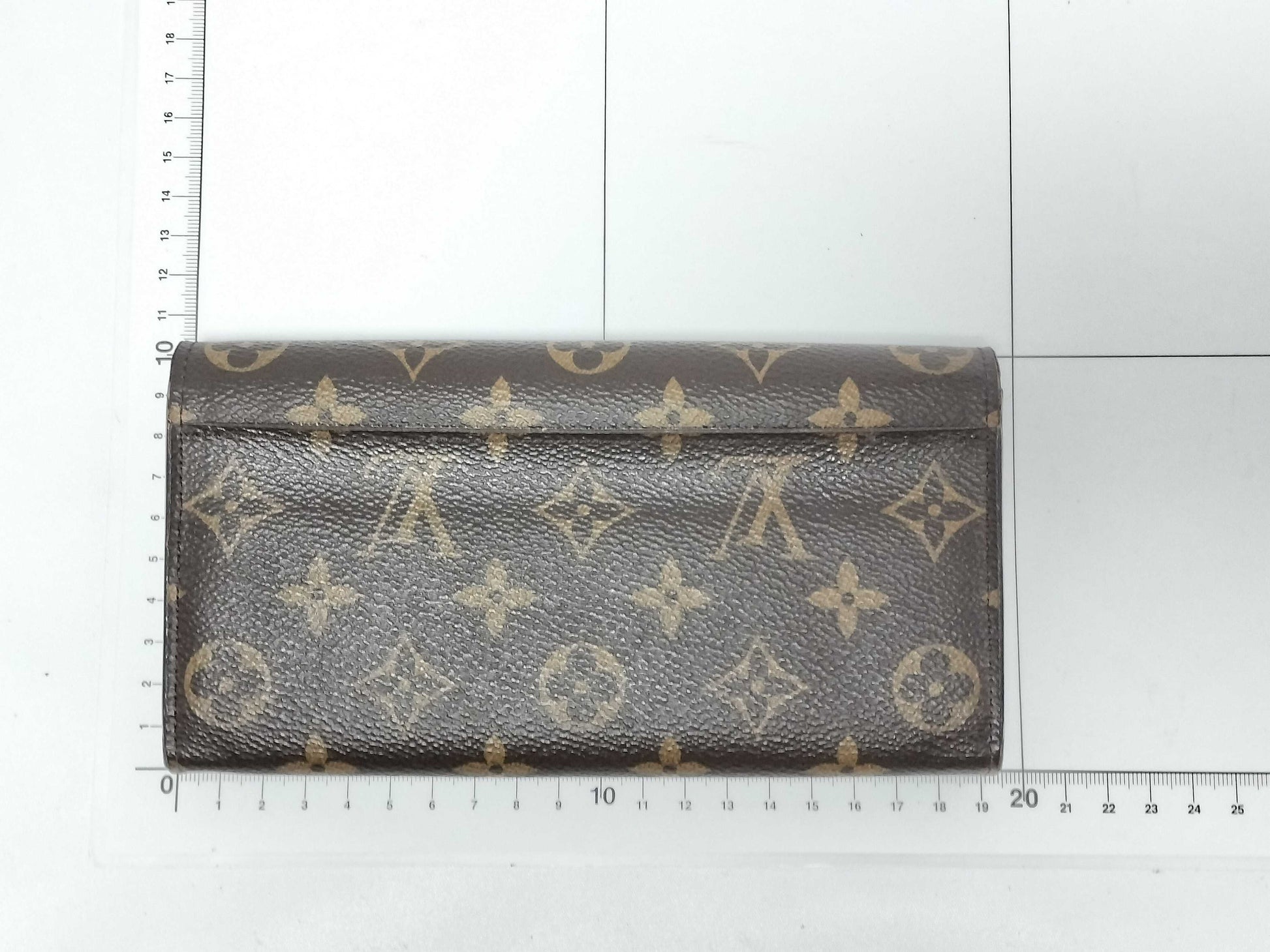 LOUIS VUITTON Monogram Sarah Monogram Fuchsia Wallet M62234 MI4169