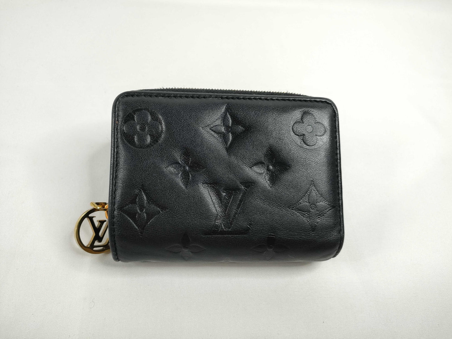LOUIS VUITTON Lou Embossed Noir M81599 RFID Wallet