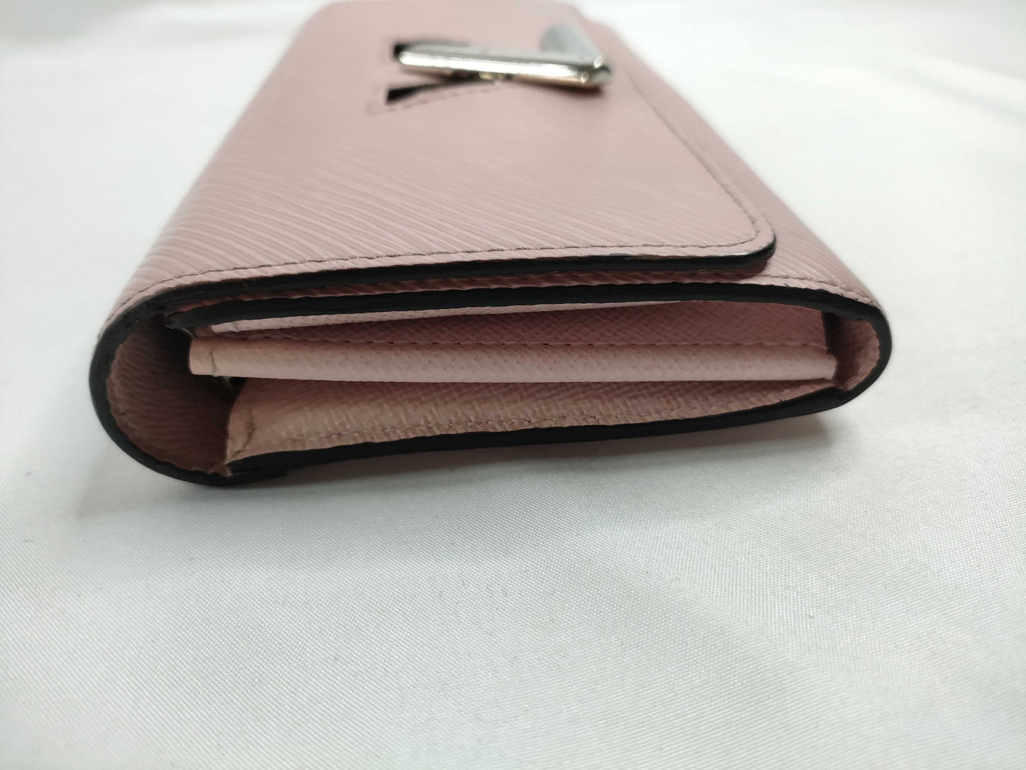 LOUIS VUITTON Epi Twist Rose M61178 TN1117 Wallet