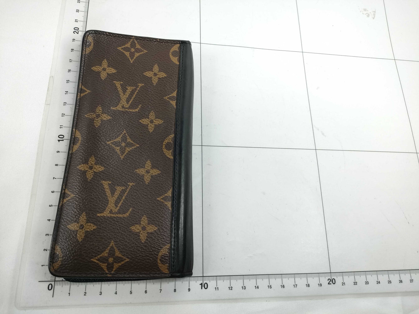 LOUIS VUITTON Monogram Macassar Louis Vuitton Tanon Monogram Macassar M93800 CT2187 Wallet