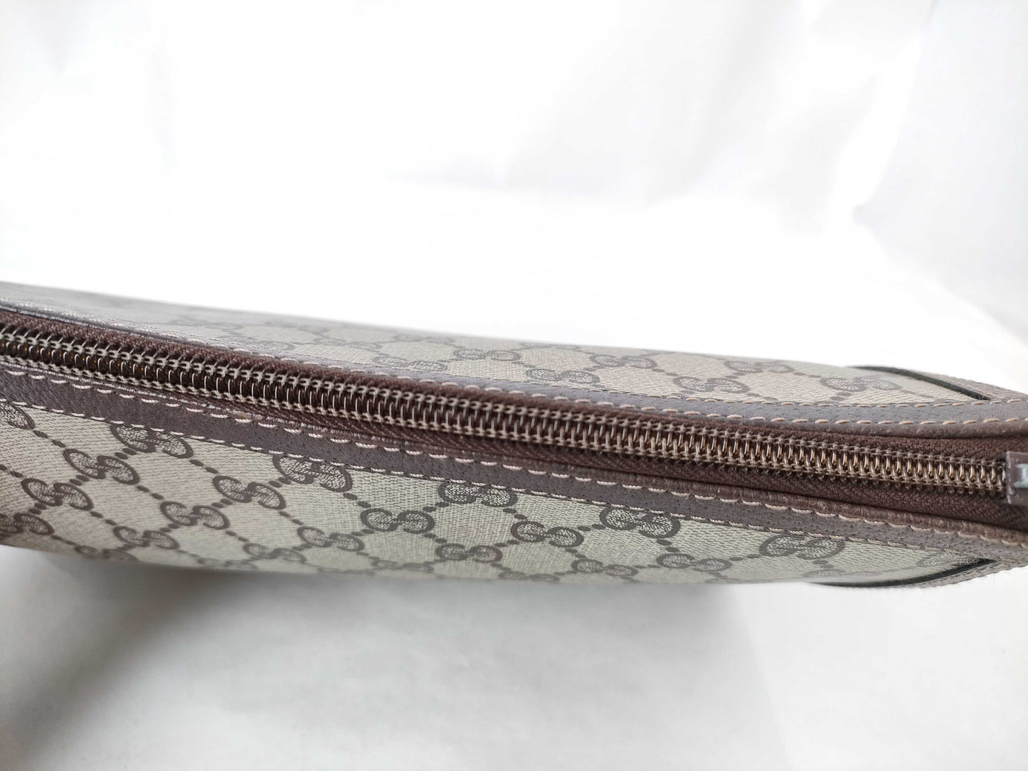 GUCCI GG Supreme GUCCI GG Supreme Clutch Bag Clutch Bag