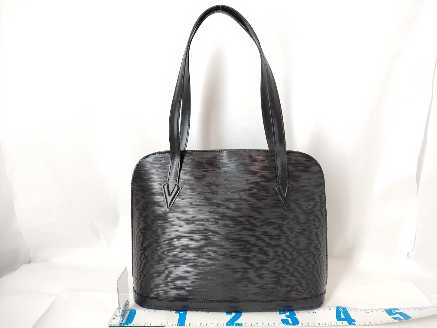 LOUIS VUITTON Epi Louis Vuitton Epi Lussack M52282 Tote Bag