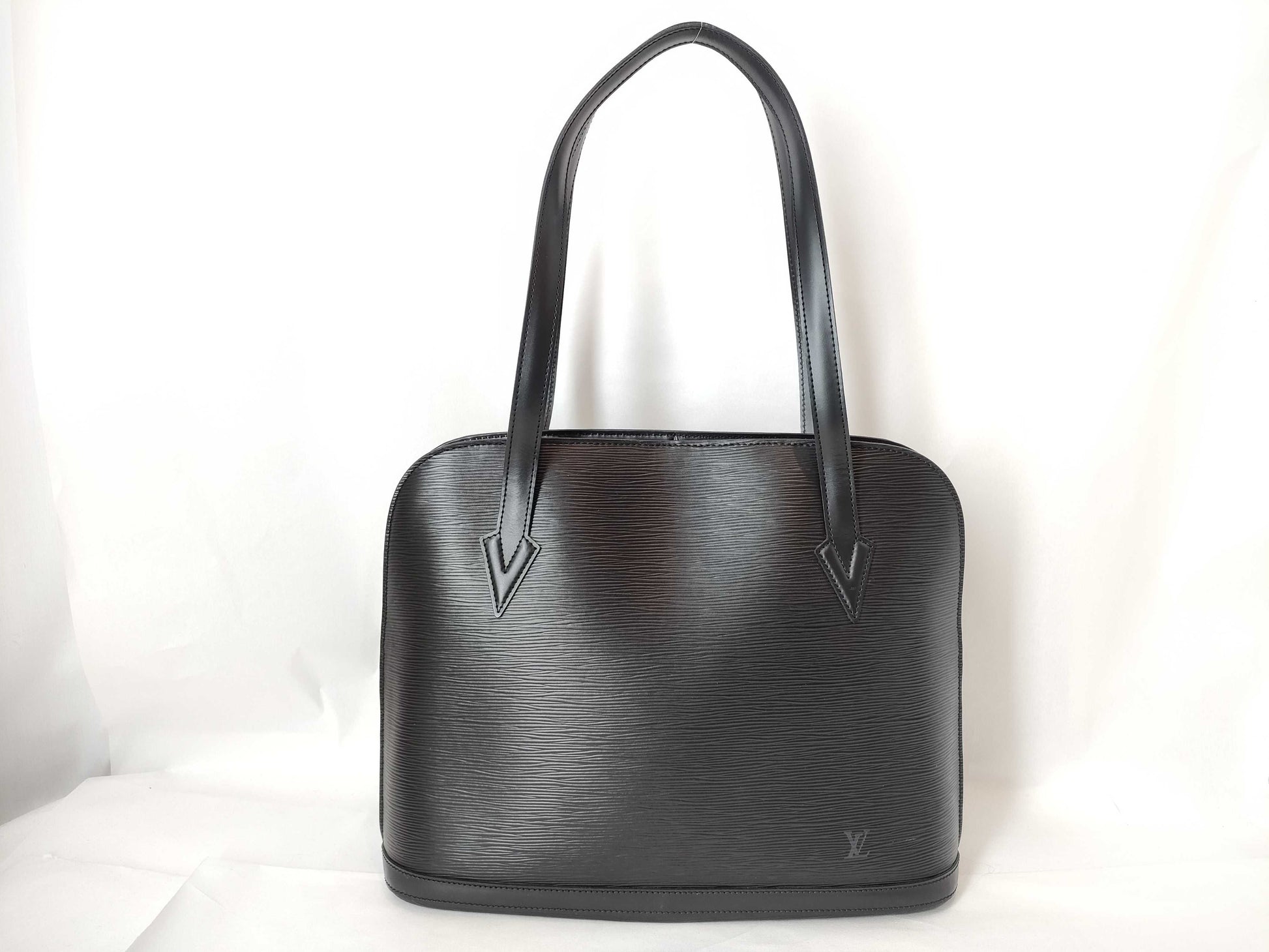 LOUIS VUITTON Epi Louis Vuitton Epi Lussack M52282 Tote Bag