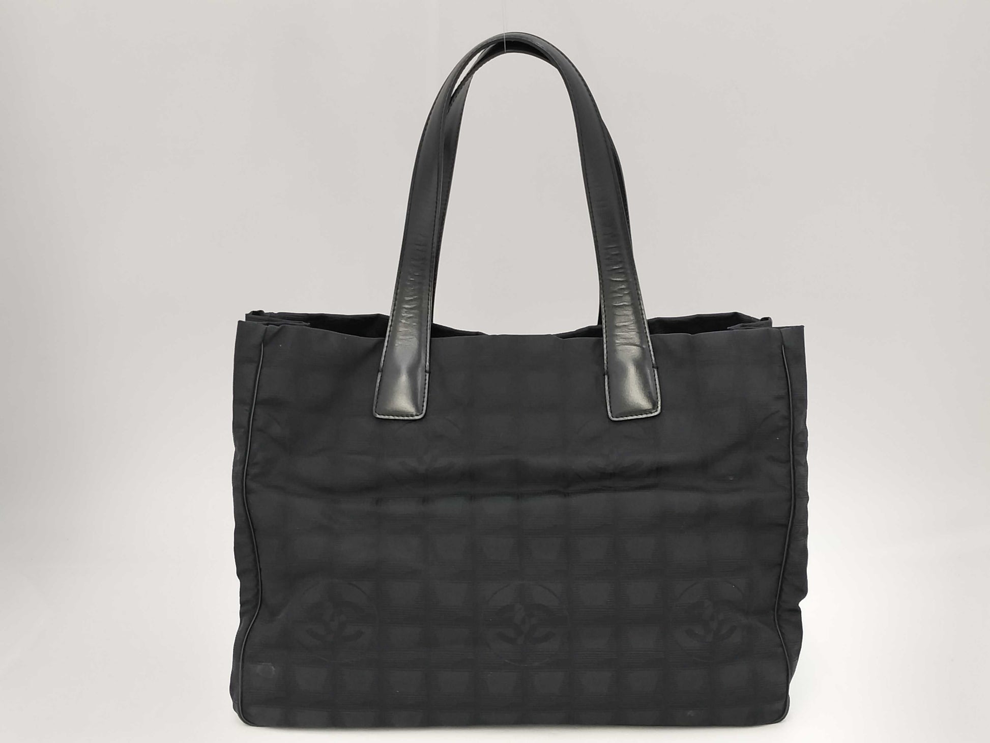 CHANEL CHANEL New Travel Line MM Tote Bag