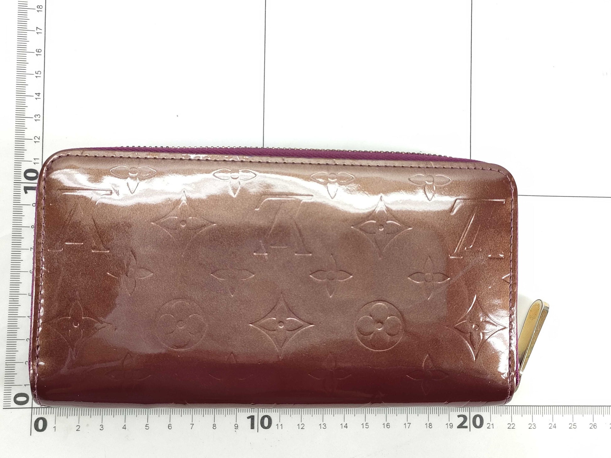 LOUIS VUITTON Vernis M90200 Vernis Zippy Wallet Red Round Zip Long Wallet