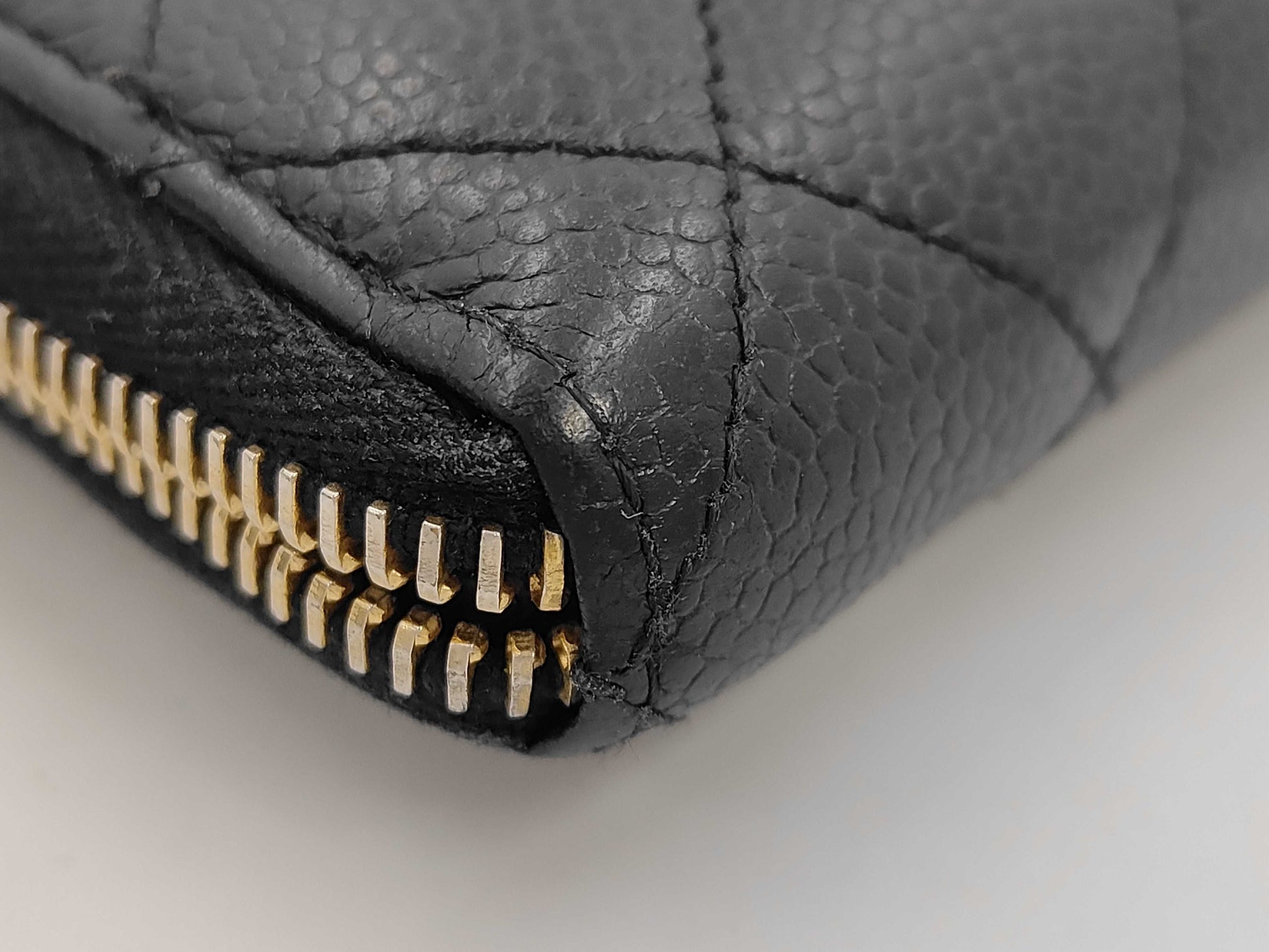 CHANEL CHANEL Lambskin Round Zip Long Wallet