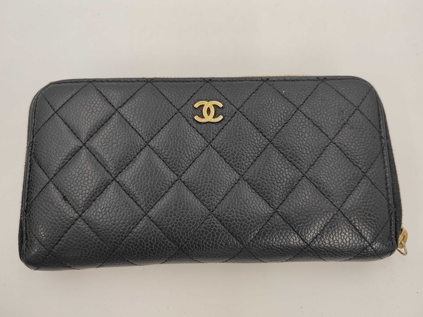 CHANEL CHANEL Lambskin Round Zip Long Wallet