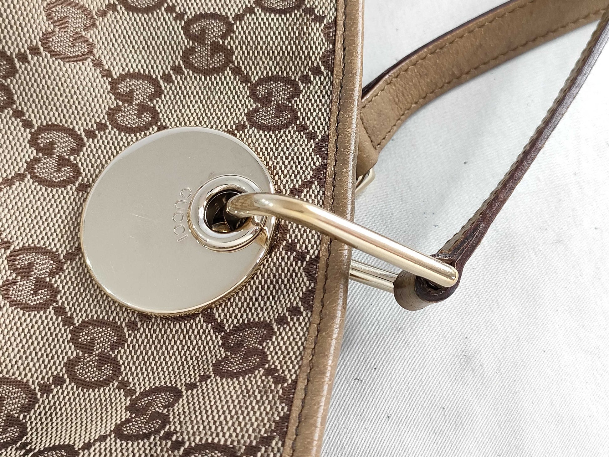 GUCCI GG Canvas Tote Bag GUCCI 120836 GG Canvas Tote Bag