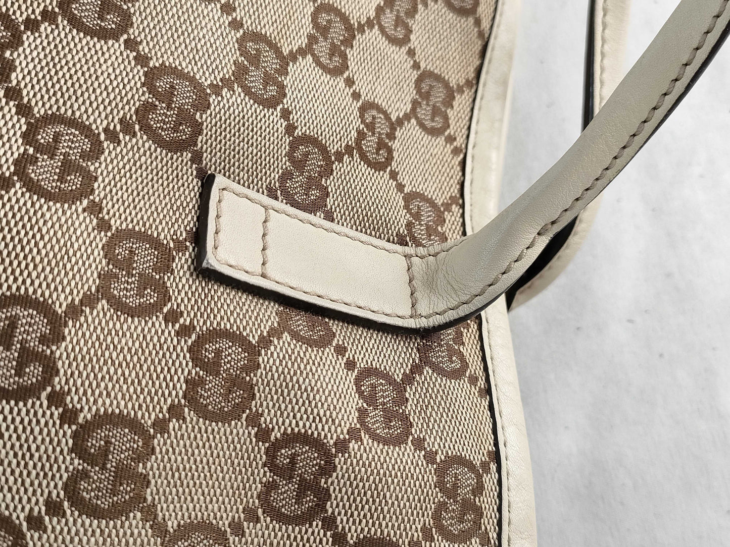 GUCCI GG Canvas [Gucci] GUCCI Bag 169946 KQWFG Beige x White New Brit GG Canvas Leather Women's [Brand] [Parallel Import] Tote Bag