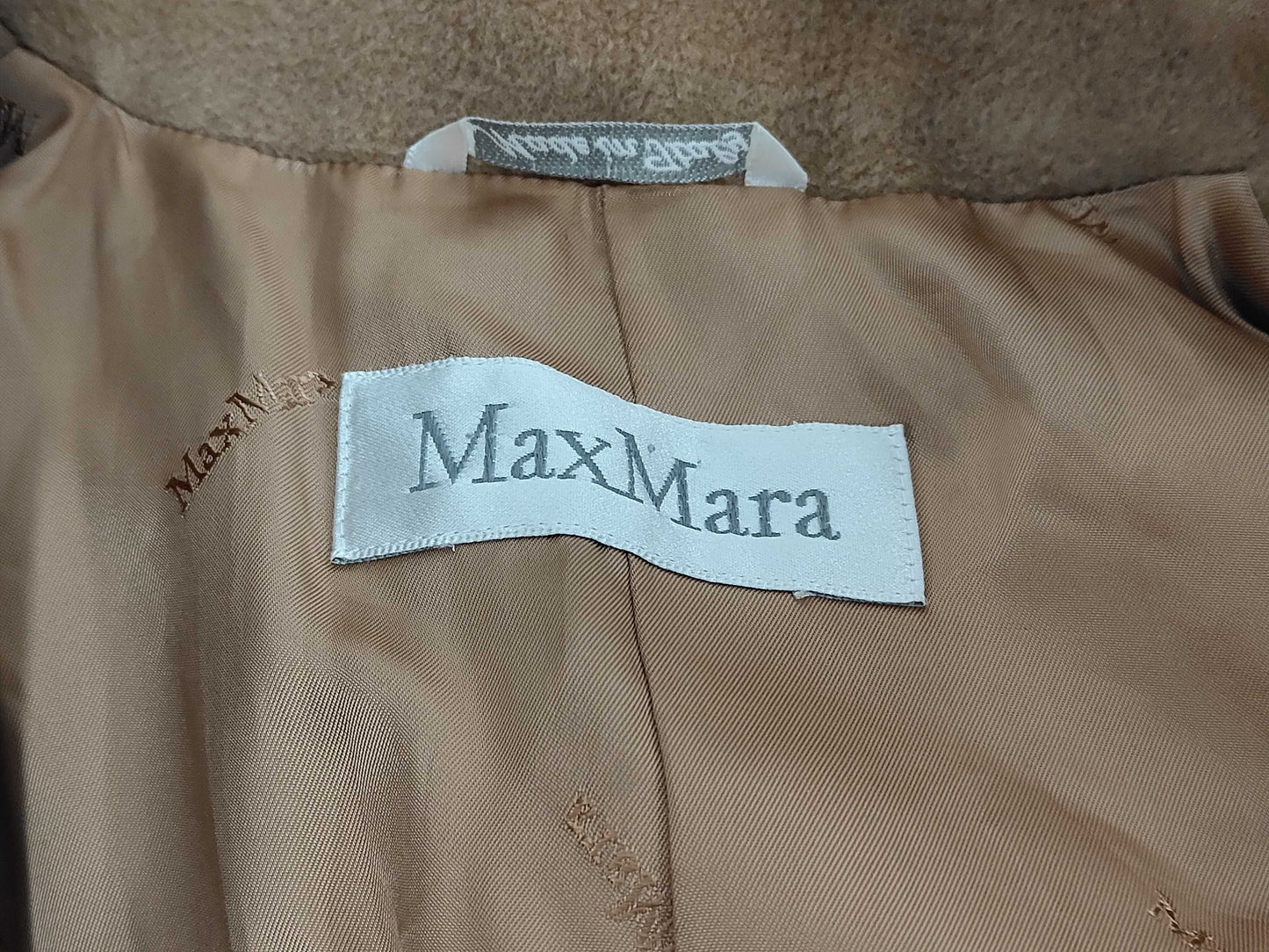 MaxMara Brand Apparel MaxMara MaxMara Long Coat Camel Cashmere Blend Size 40 Coat Coat Coat