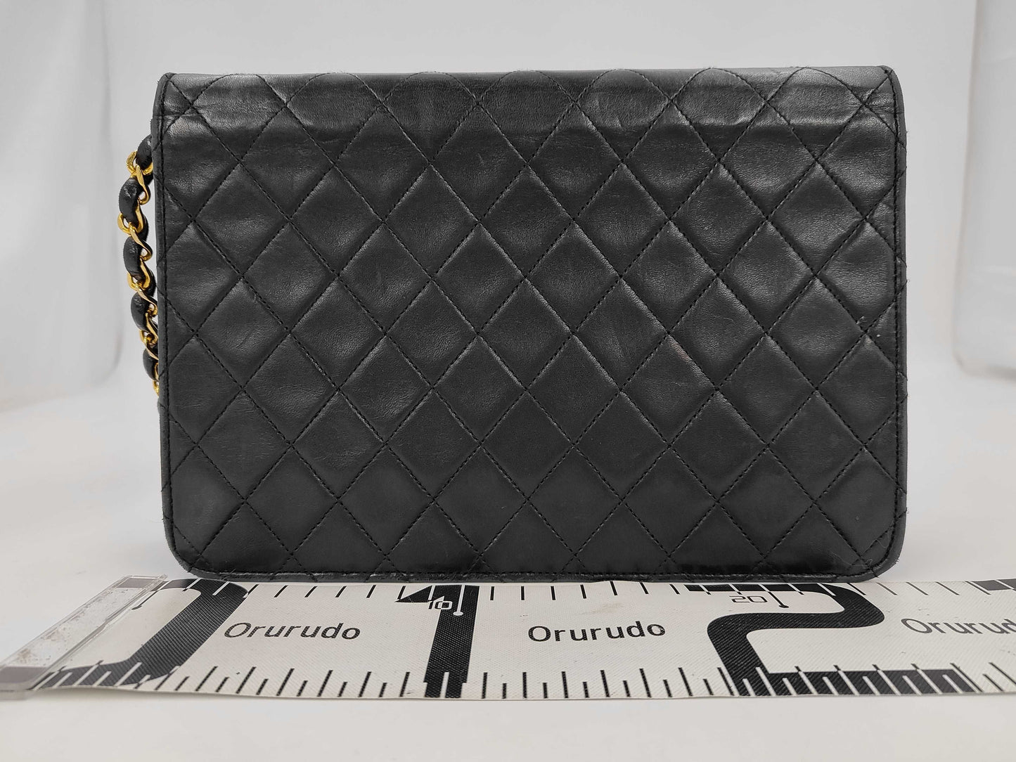 CHANEL shoulder bag