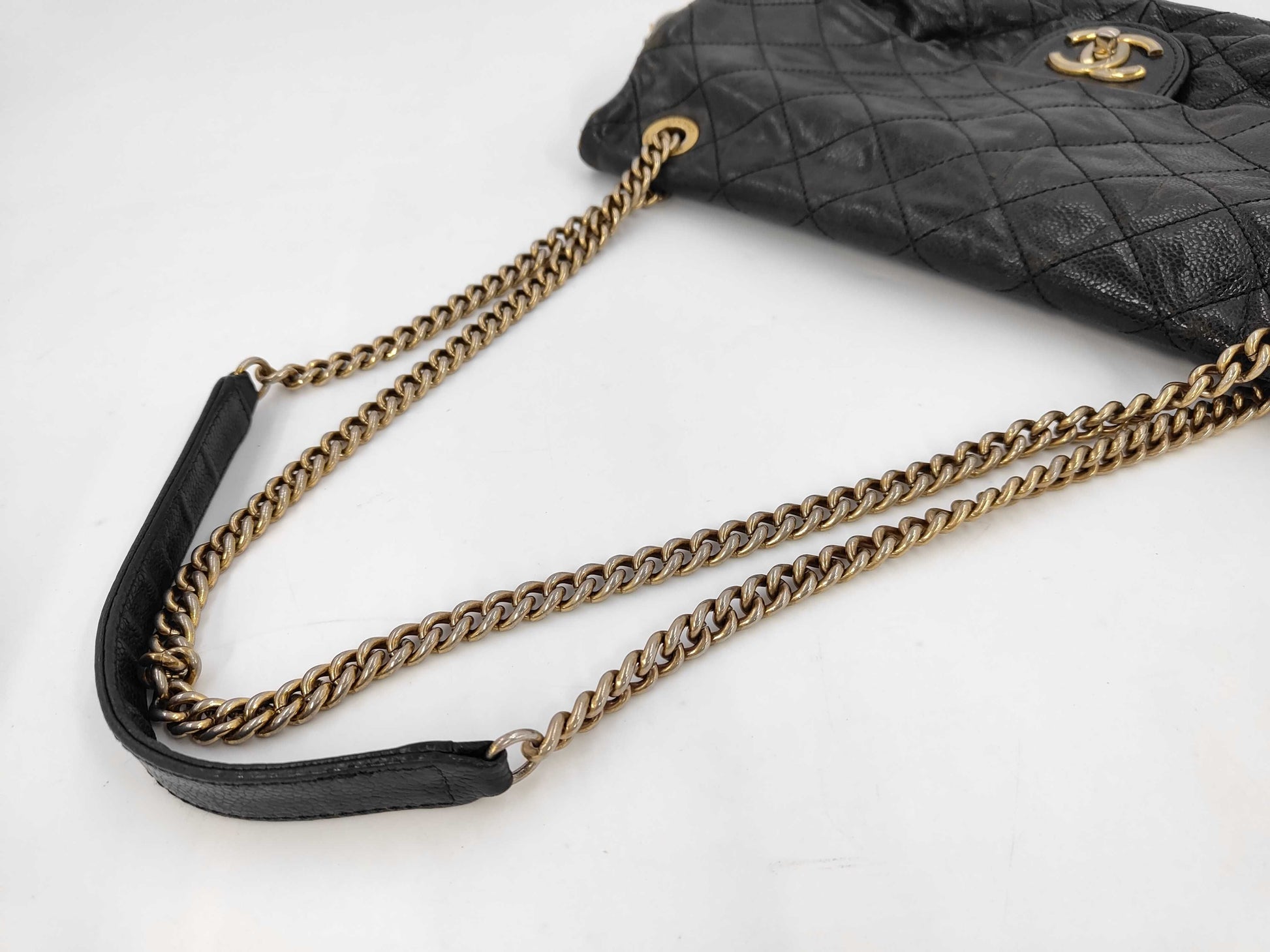 CHANEL 16408778 Shoulder Bag