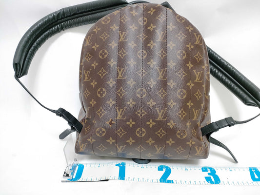 LOUIS VUITTON Monogram Backpack FL2186