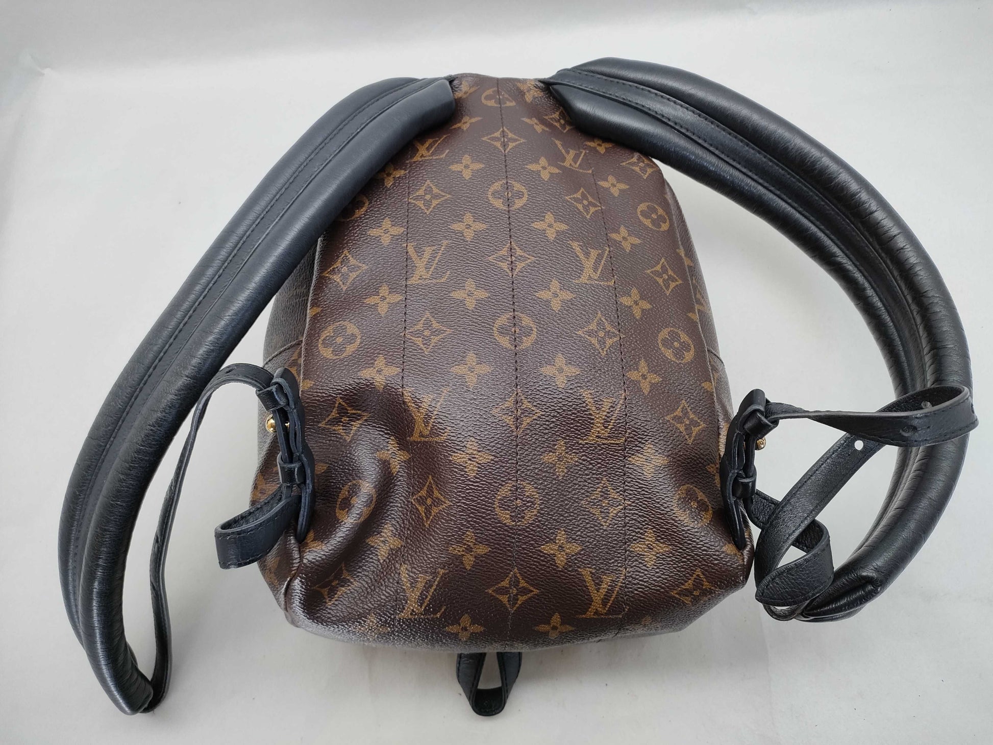 LOUIS VUITTON Monogram Backpack FL4139