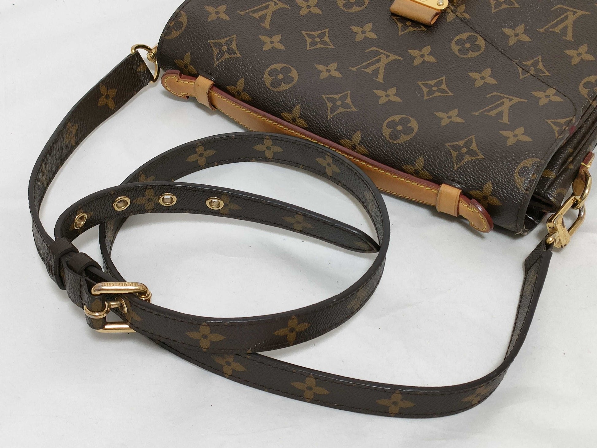 LOUIS VUITTON Monogram 2-way Bag DR1183 Handbag