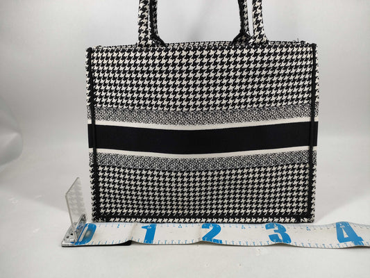 Dior Christian Dior Tote Bag 50-MA-0149 Handbag