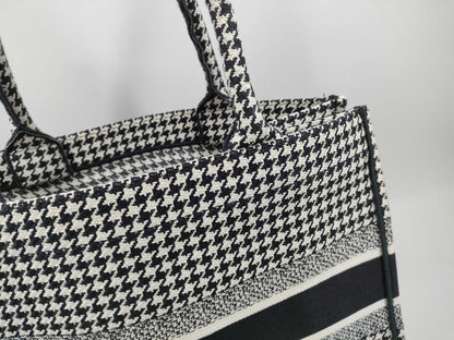 Dior Christian Dior Tote Bag 50-MA-0149 Handbag