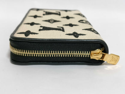 LOUIS VUITTON Monogram Long Wallet