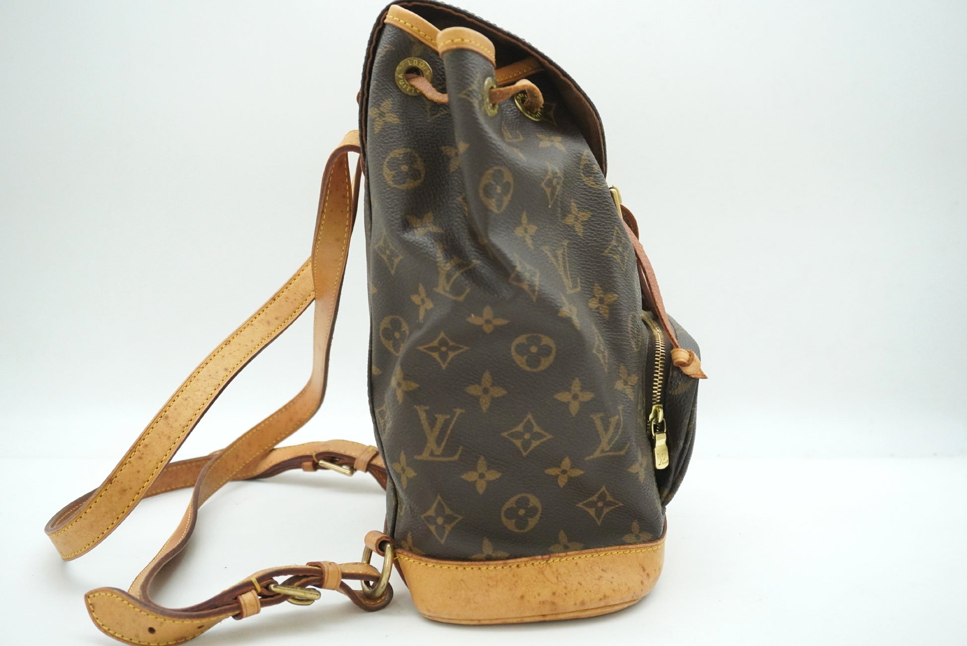 LOUIS VUITTON Monogram Montsouris MM M51136 Backpack