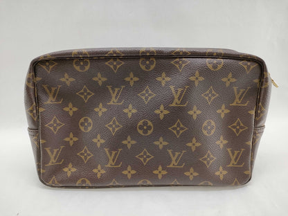 LOUIS VUITTON Monogram True Toilet 28 Pouch