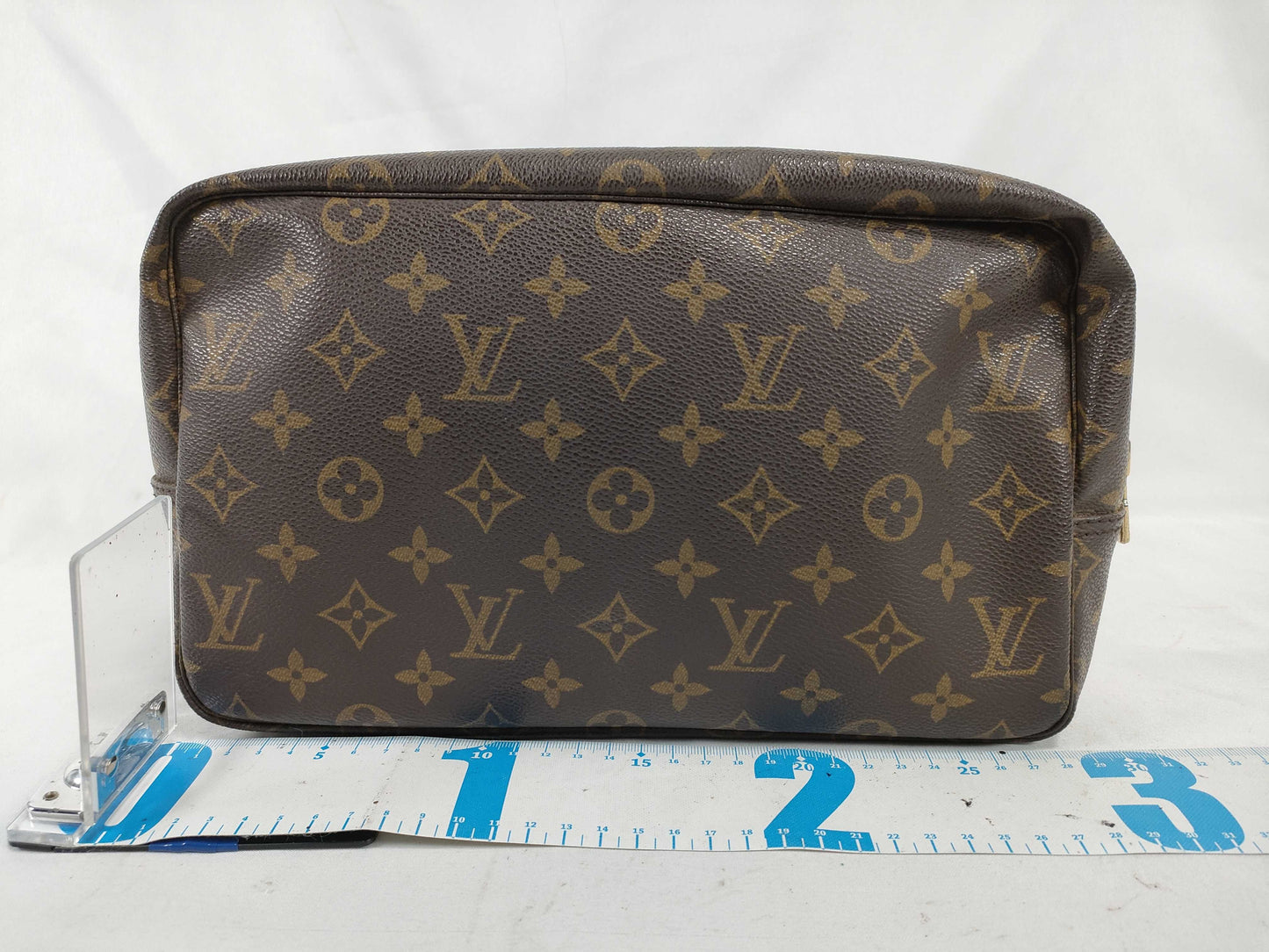 LOUIS VUITTON Monogram Truss Toilette 28 Pouch