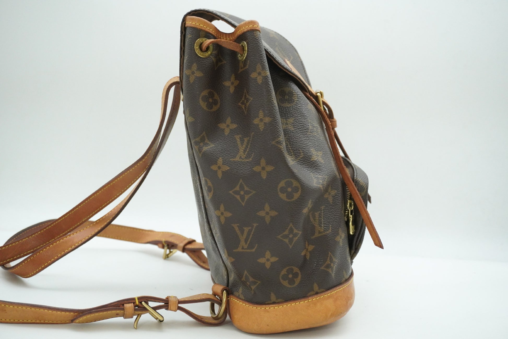 LOUIS VUITTON Monogram Montsouris MM M51136 Backpack
