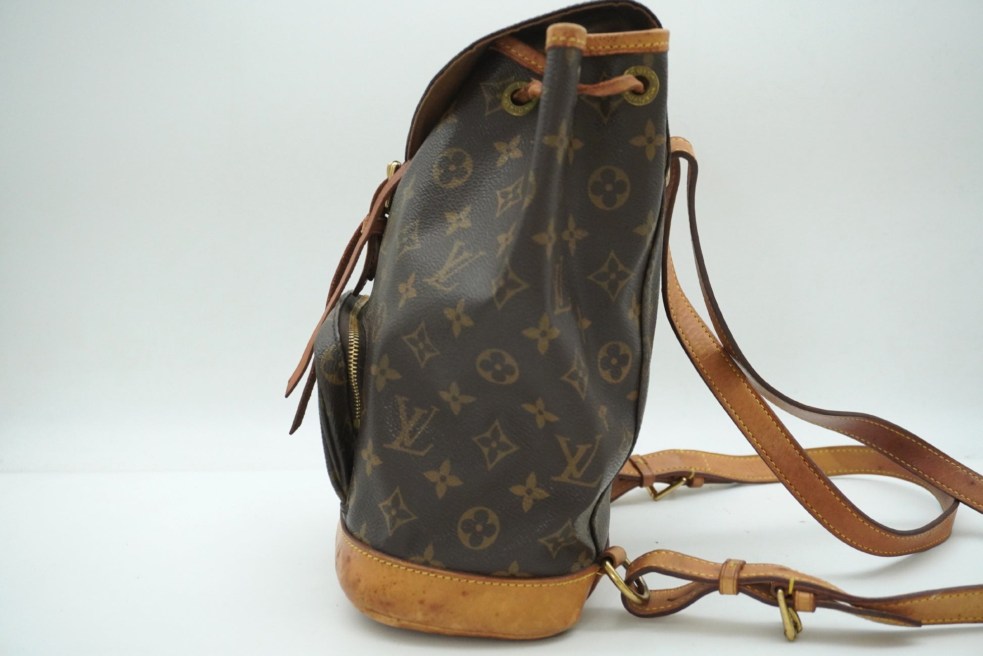 LOUIS VUITTON Monogram Montsouris MM M51136 Backpack