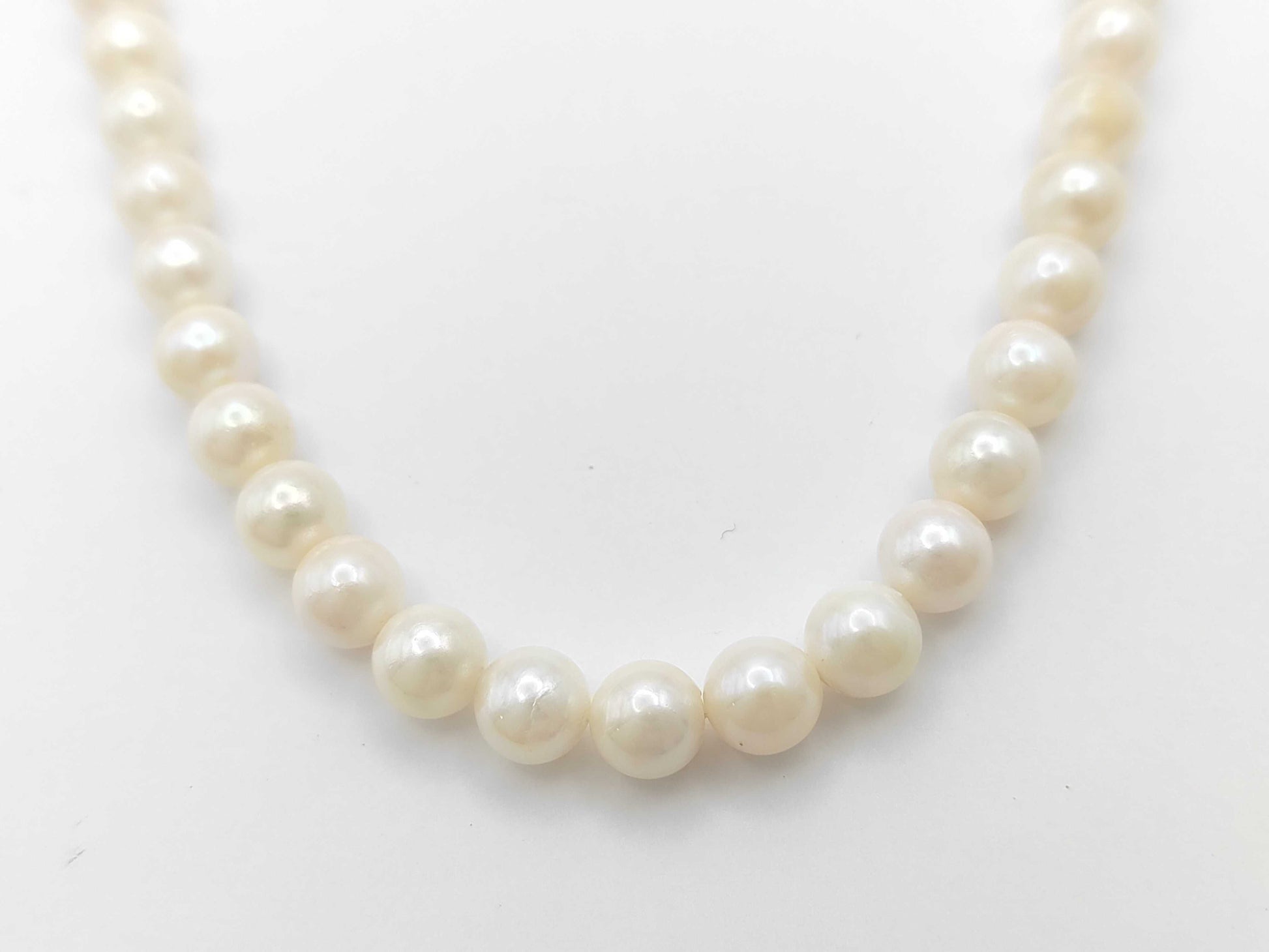 Pearl Necklace, Diameter: Approx. 8.0-8.4mm, Sterling Silver, 42.8g 