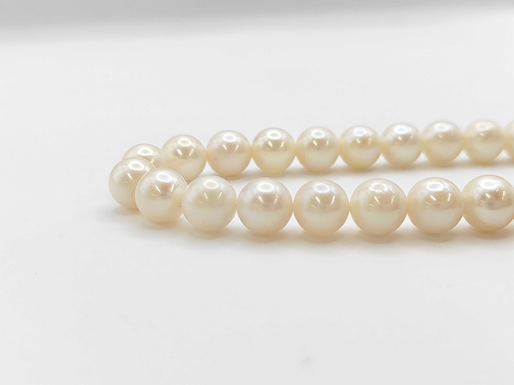 Pearl Necklace, Diameter: Approx. 8.0-8.4mm, Sterling Silver, 42.8g 