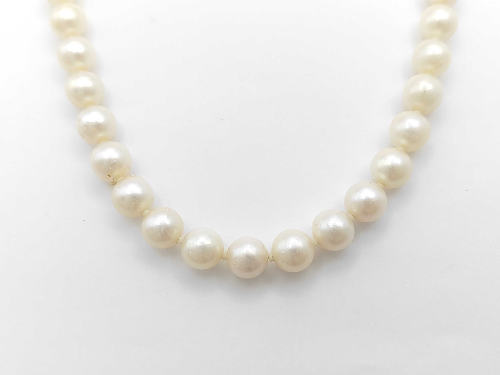 Pearl Necklace, Diameter: Approx. 8.0-8.3mm, Sterling Silver, 38.5g 
