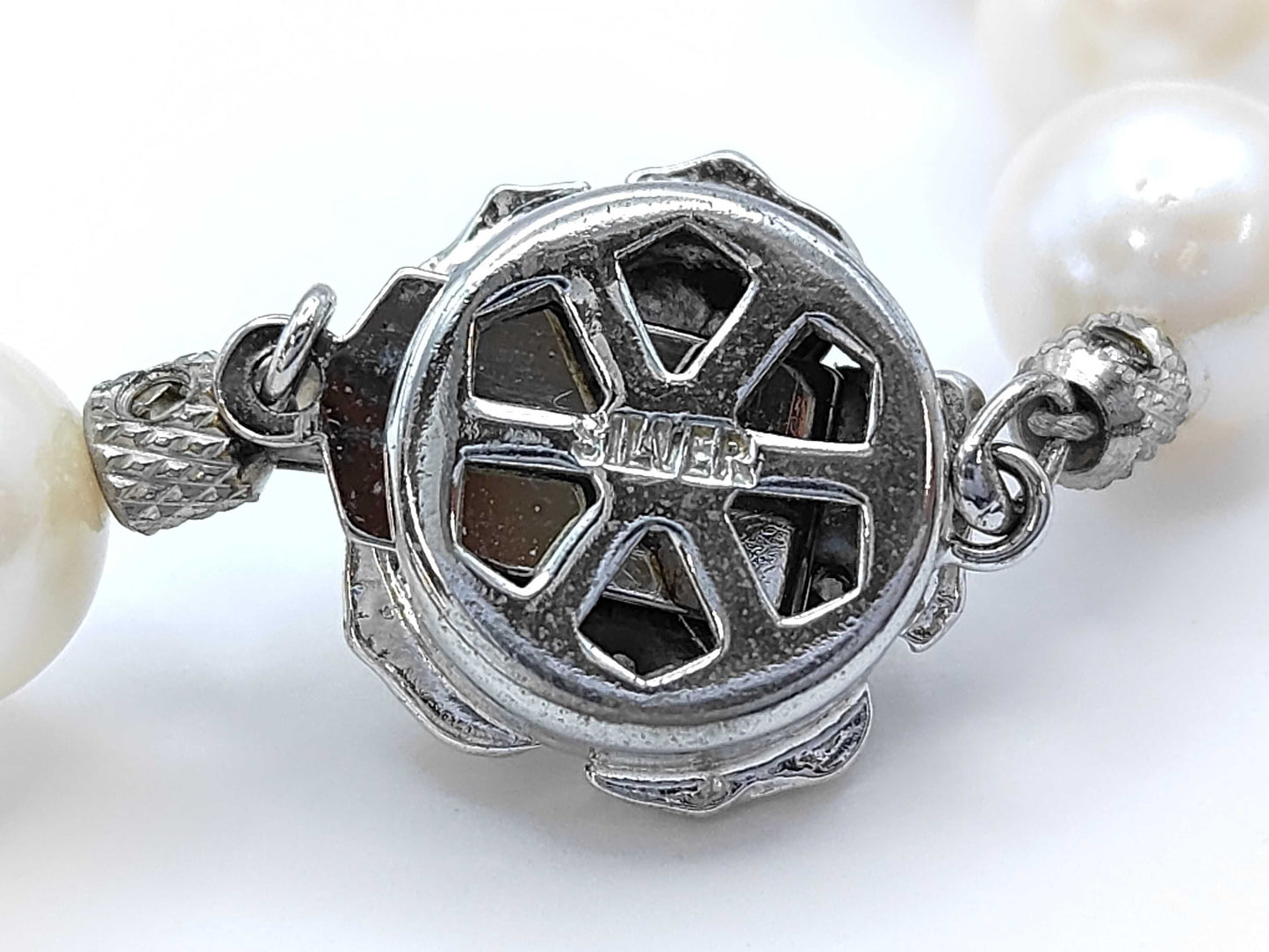 Pearl Necklace, Diameter: Approx. 8.4-8.9mm, Sterling Silver, 43.1g 