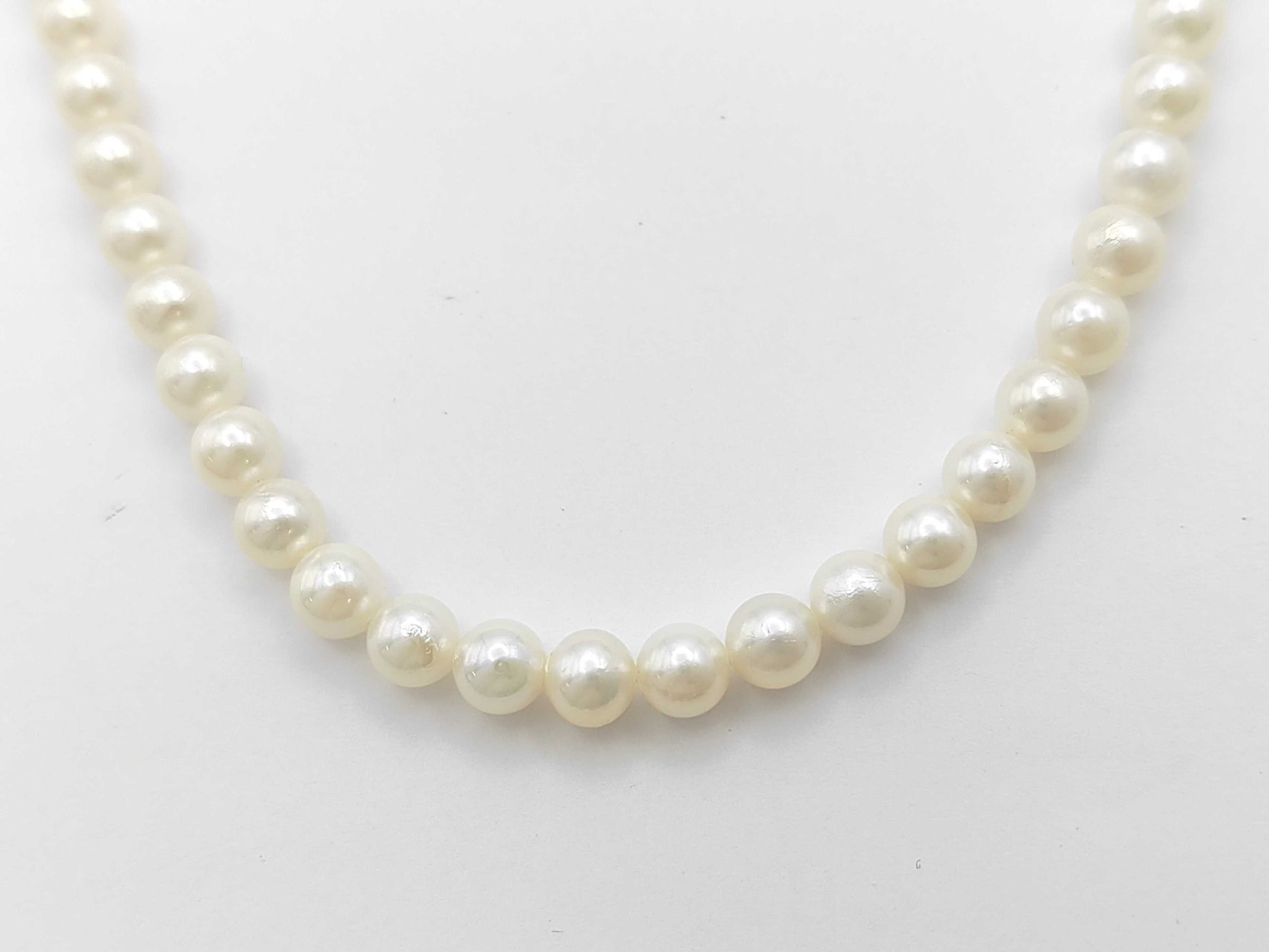 Pearl Necklace, Diameter: Approx. 5.5-5.9mm, Silver, 20.4g 