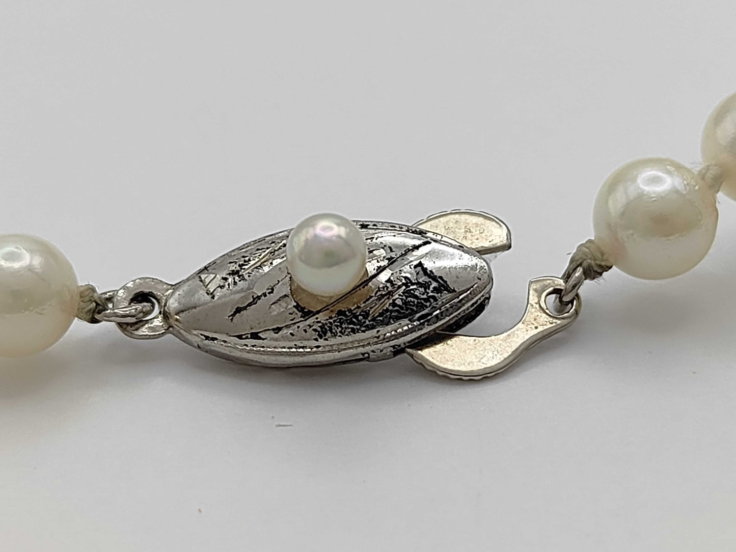 Pearl Necklace, Diameter: Approx. 5.5-5.9mm, Silver, 20.4g 