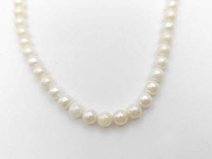 Pearl Necklace 21.3g, Diameter: Approx. 5.4-5.9mm
