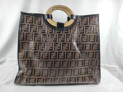 FENDI Runaway Shopper Embossed Leather Tote Bag 8BH351