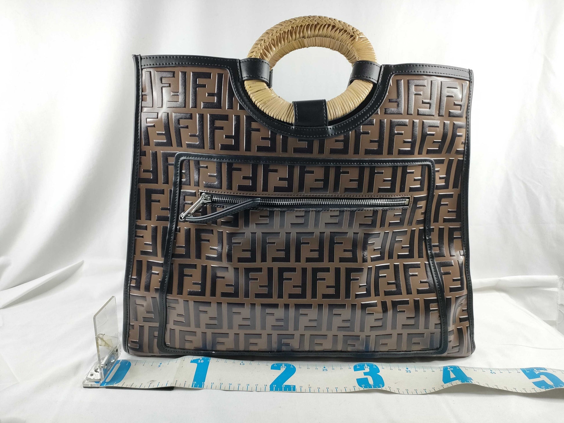 FENDI Runaway Shopper Embossed Leather Tote Bag 8BH351