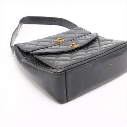 CHANEL Matelasse Leather Shoulder Bag