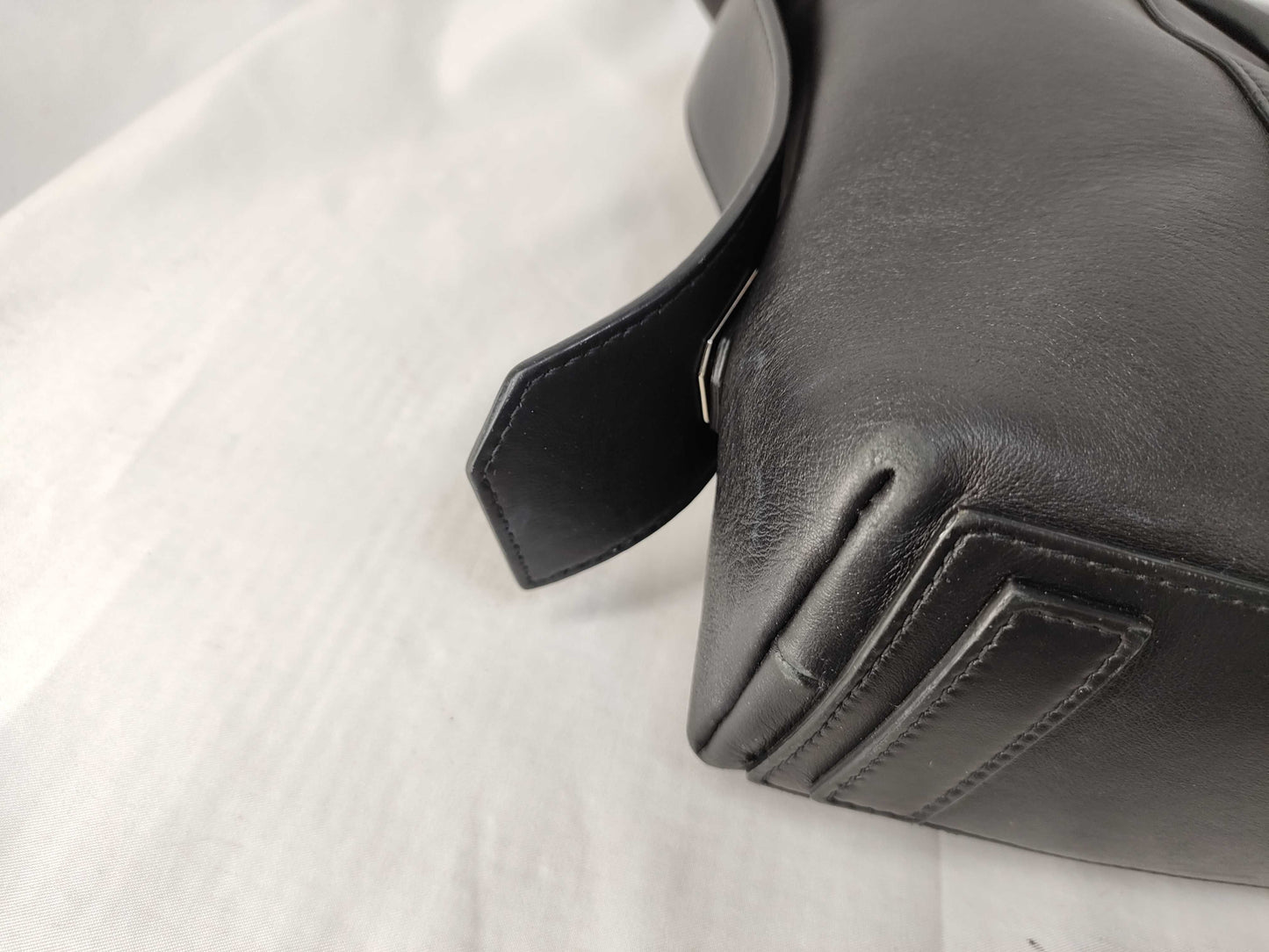 GIVENCHY Antigona Leather Tote Bag