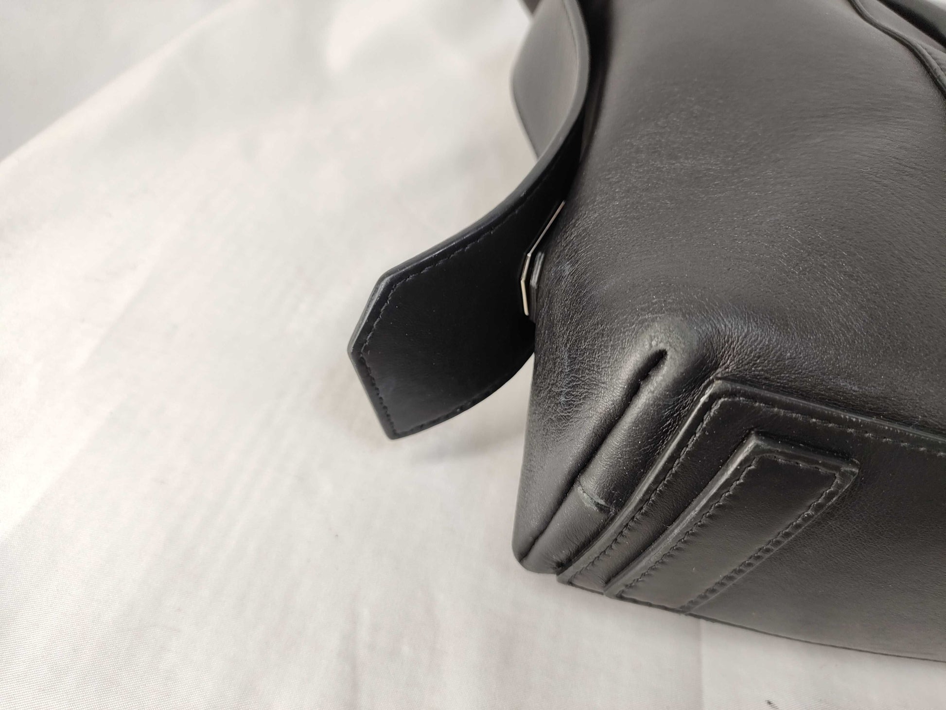 GIVENCHY Antigona Leather Tote Bag