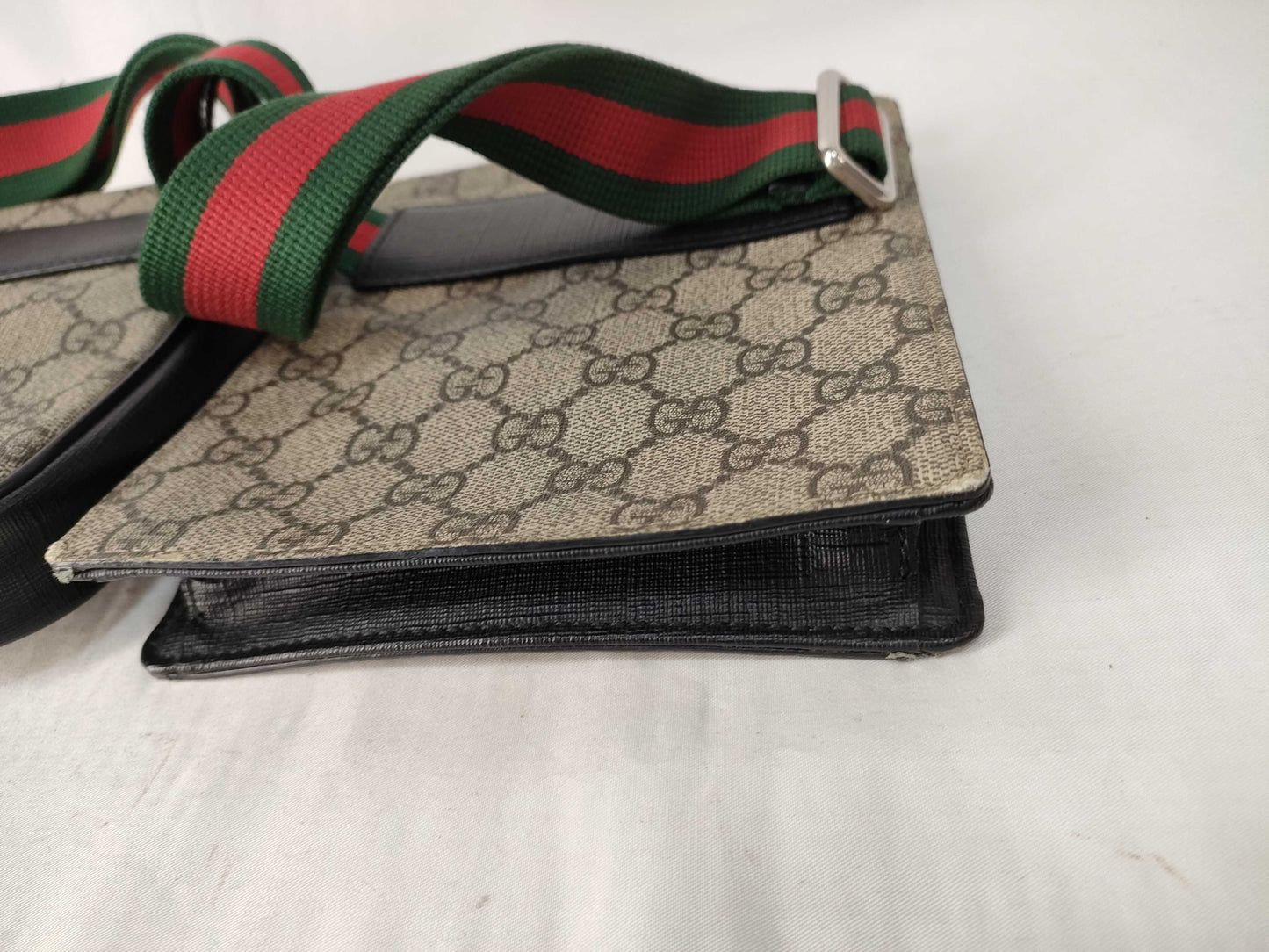 GUCCI GUCCI Gucci Sherry GG Supreme Body Bag Shoulder Bag
