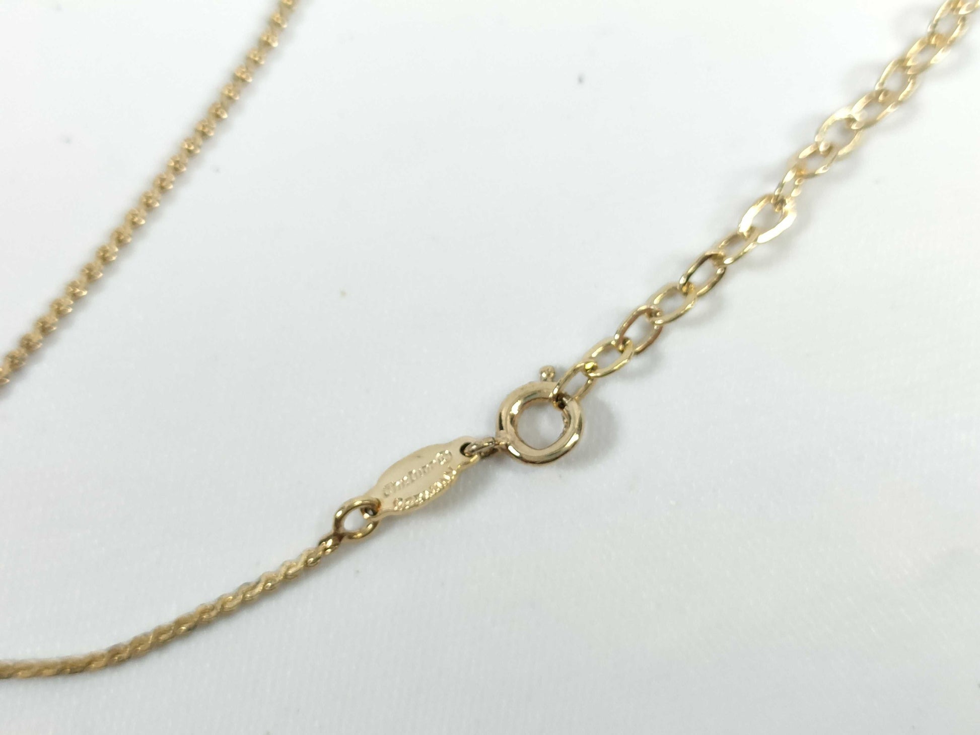 Dior CD logo necklace