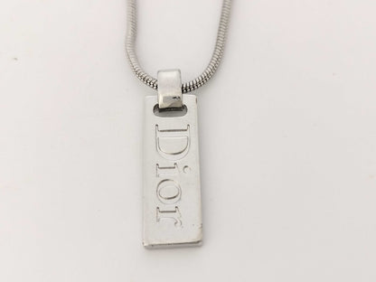 Dior Dior logo plate necklace necklace