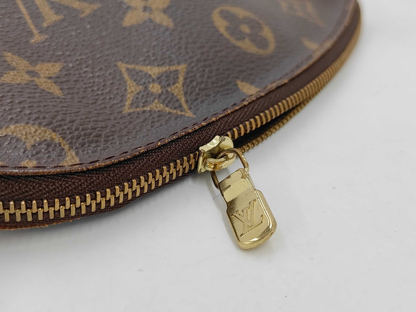 LOUIS VUITTON Monogram Cosmetic Pouch