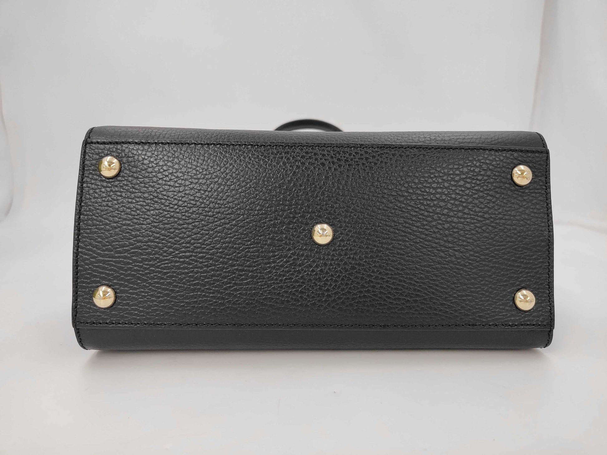 GUCCI Soho 607722 2-way handbag with shoulder strap