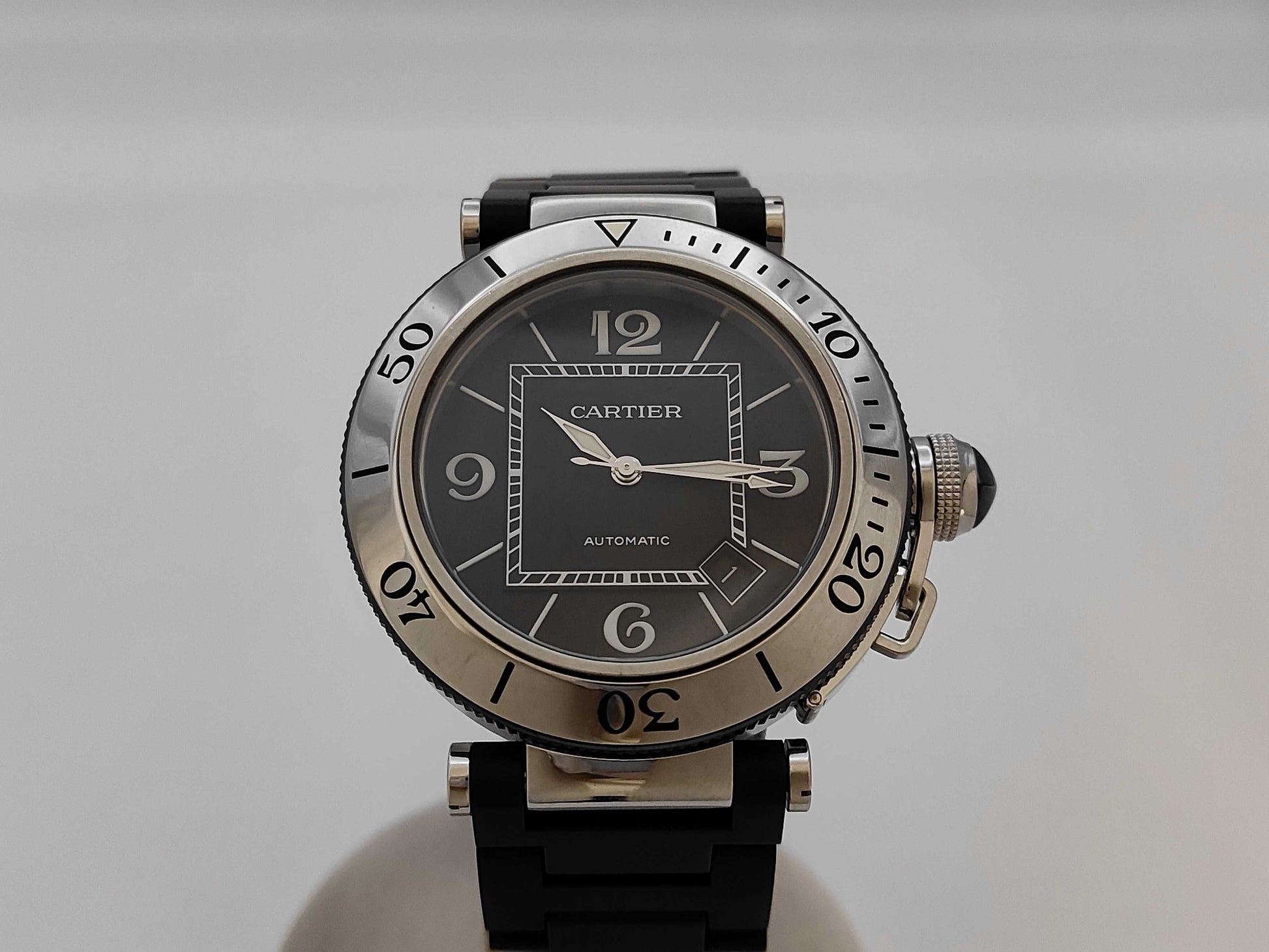 Cartier Pasha Seatimer W31077U2 2790 520996LX Automatic Men's Watch