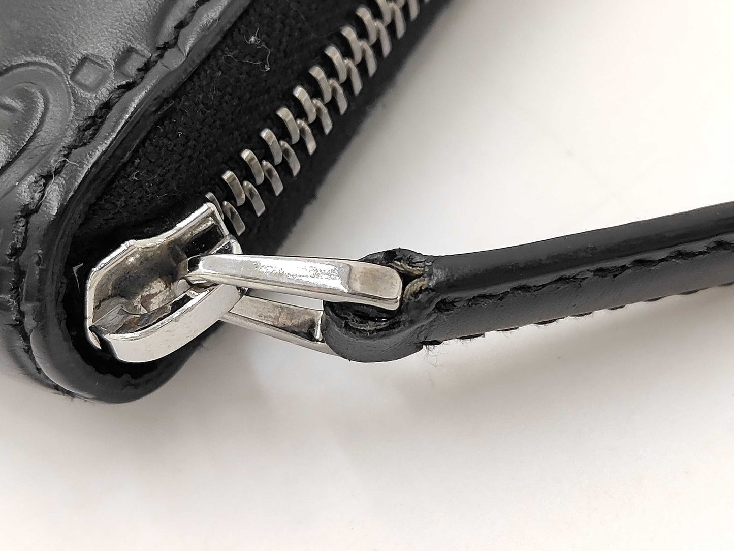 GUCCI Gucci Shima Round Zip Wallet 307987