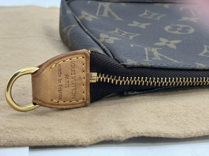 LOUIS VUITTON LOUIS VUITTON Monogram M40712 Pochette Accessoires Pouch Handbag