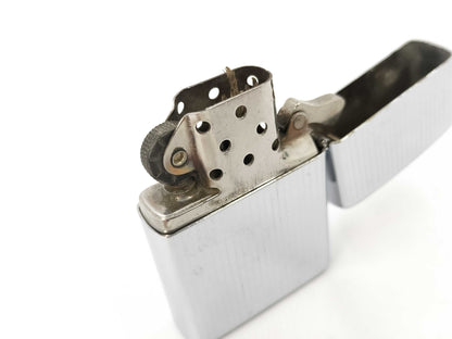 ZIPPO Zippo Lighter 1963 Vintage Lighter