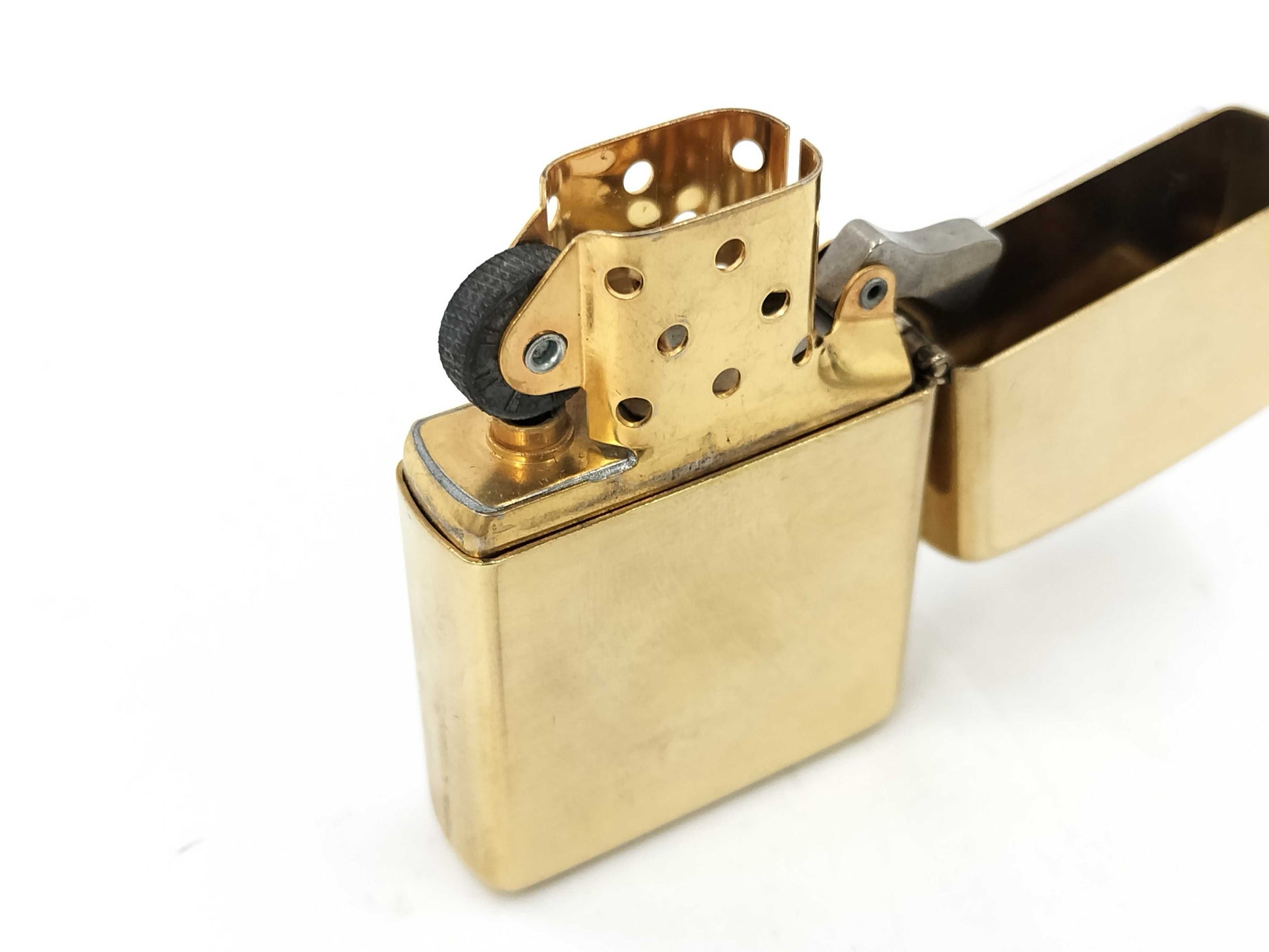 ZIPPO Lighter MYSTERIES OF THE FOREST Made in 1989